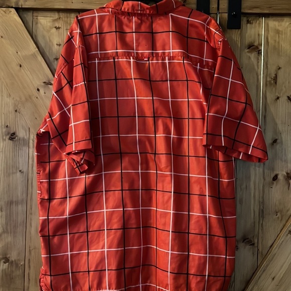 Echo complex red/black/white pattern button down shirt. Men’s XXL. - Picture 10 of 14